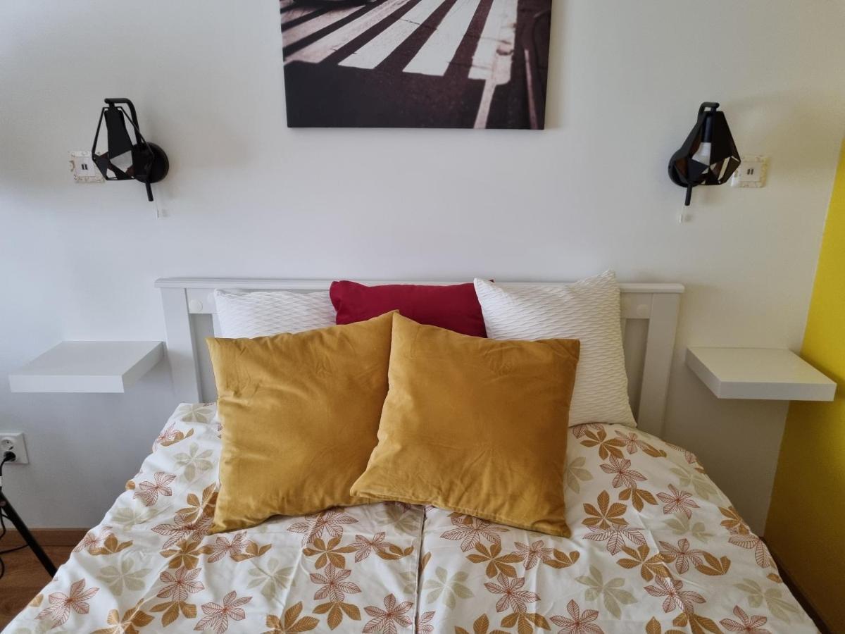 Апартаменты Flora Apartman Сегед Экстерьер фото